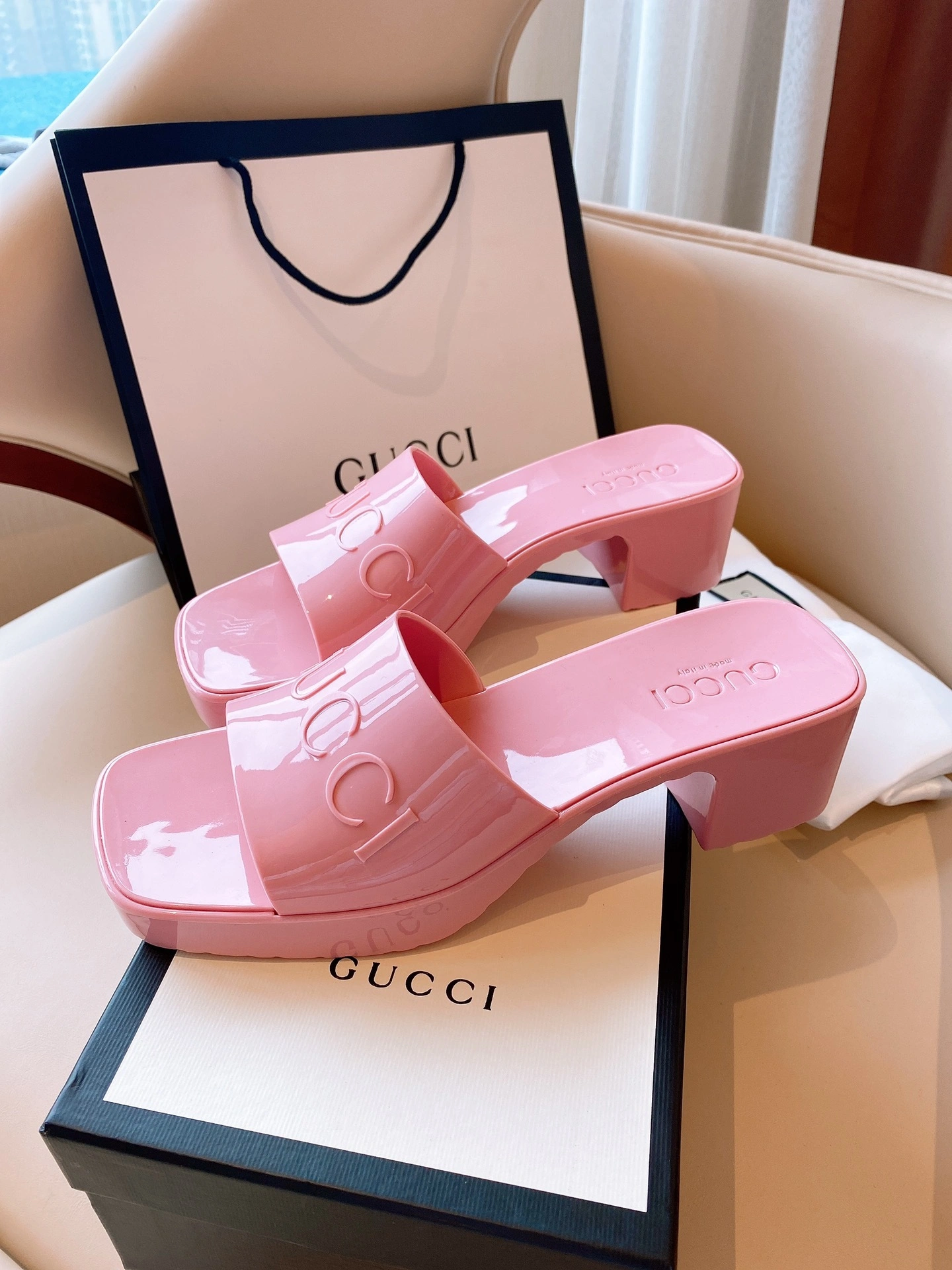 6u33i 624730 J8700 5815 Waterproof：2.5CM Heel height：5.5CM item:DT-X234E3002